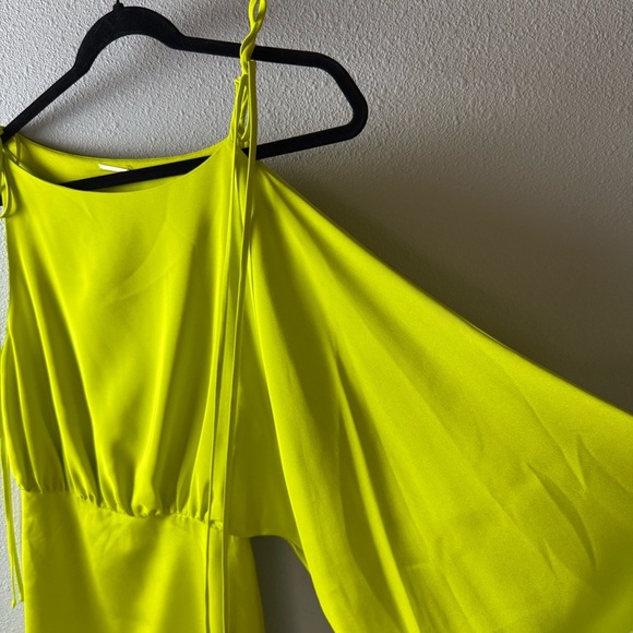 Alexis Wesley Dress Chartreuse Green One-Shoulder Long-Sleeve Mini A-Line XS - Picture 9 of 16